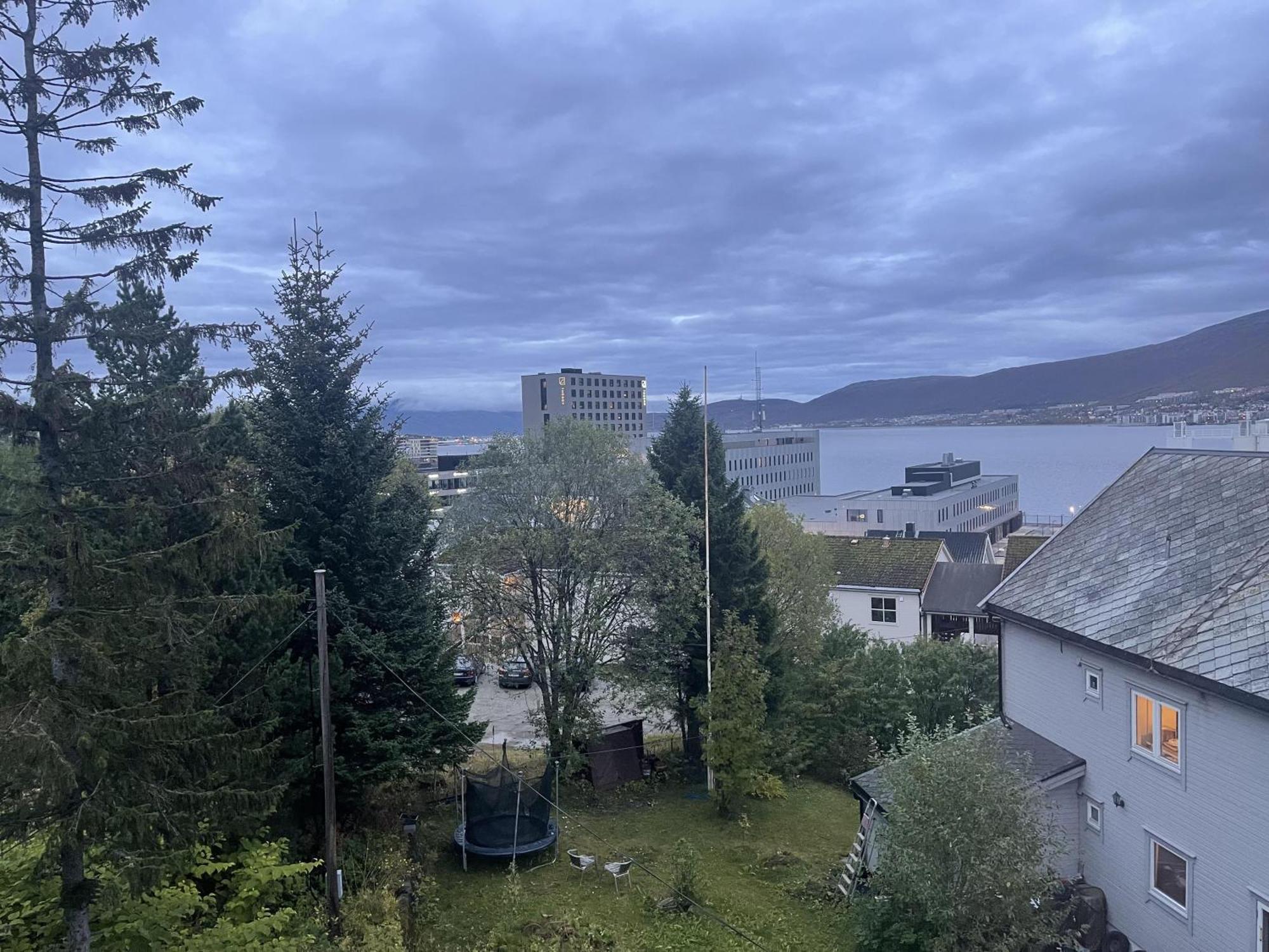 Nice Apartment Near To City Center Of Tromsø Exterior foto