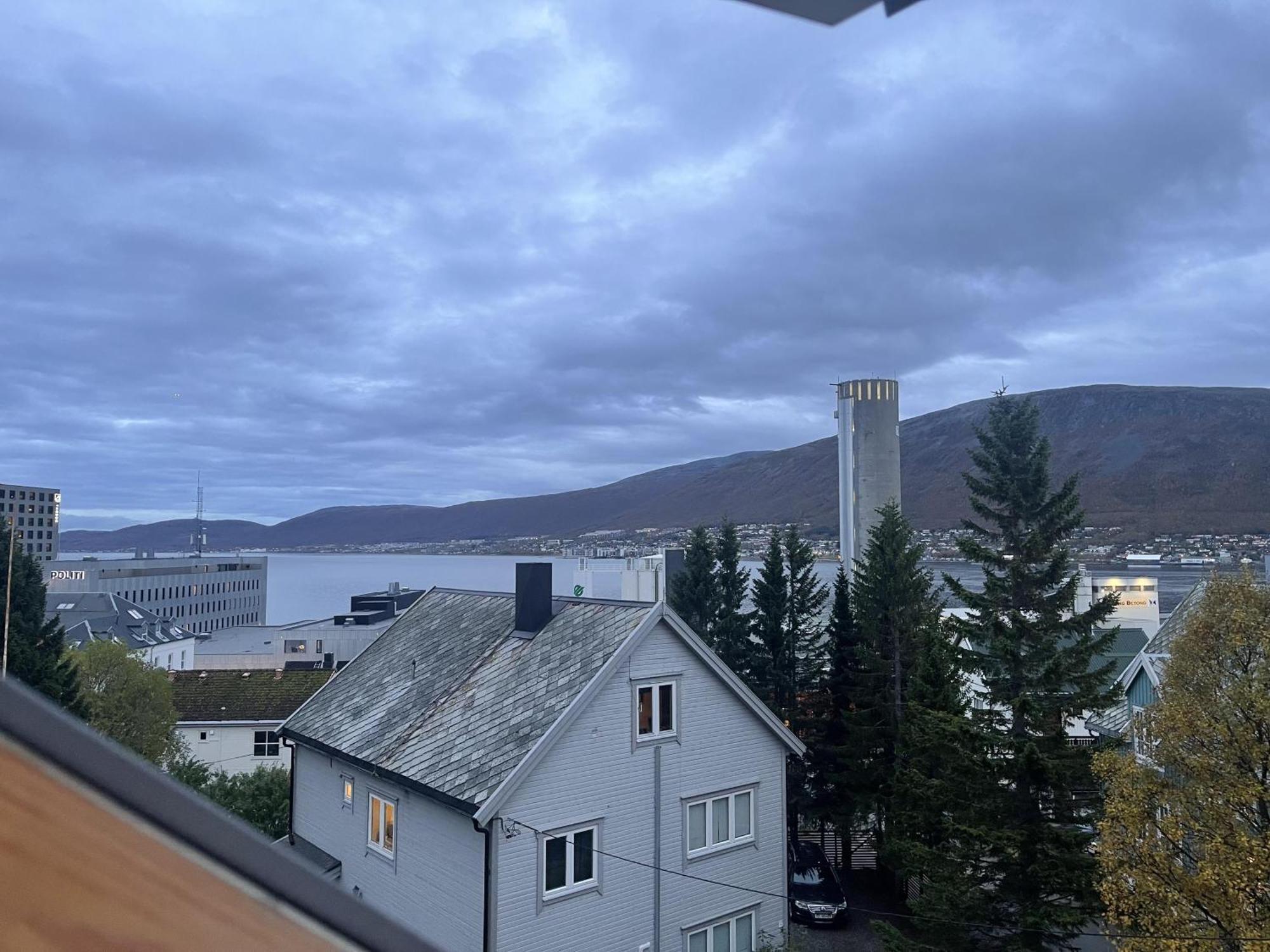 Nice Apartment Near To City Center Of Tromsø Exterior foto